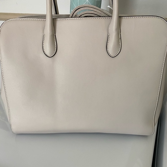 New large beige tote - Picture 7 of 13
